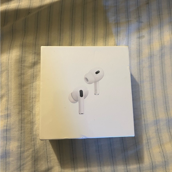 Apple AirPods Pro Box in White